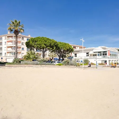 Les Dauphins-1 By Interhome