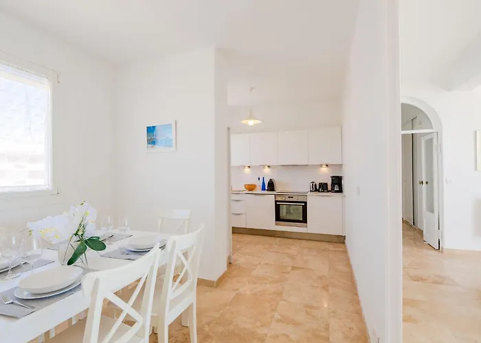 Les Dauphins-1 By Interhome Daire *